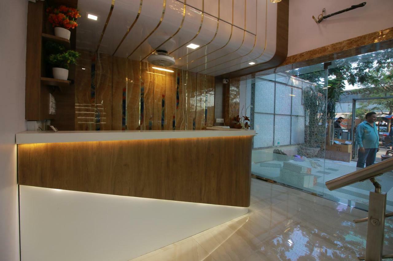 Hotel Apex Navi Mumbai Exterior photo